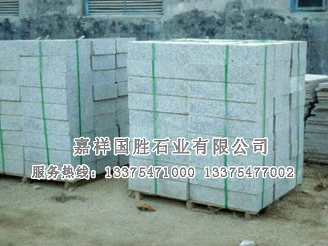 點(diǎn)擊查看詳細(xì)信息<br>標(biāo)題：路沿石 閱讀次數(shù)：2521
